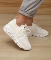 Weißer Mesh Sneaker