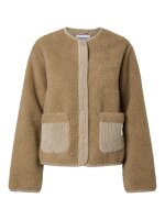 Teddy Jacke Anastacia